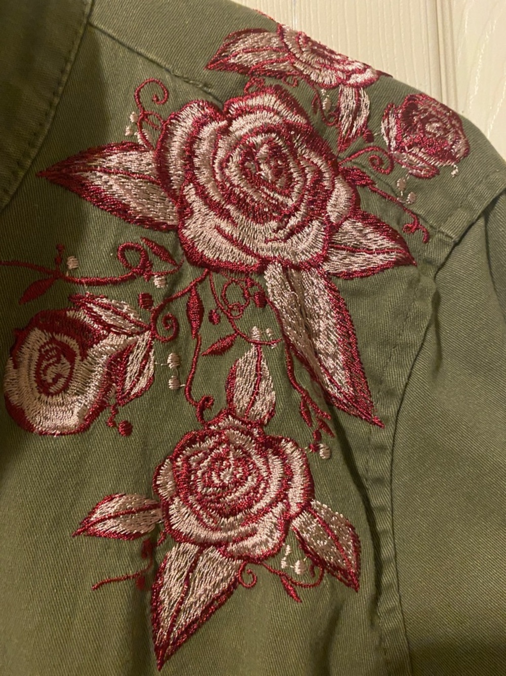 Miami Embroidered Roses Army Jacket- Small - Picture 2 of 4